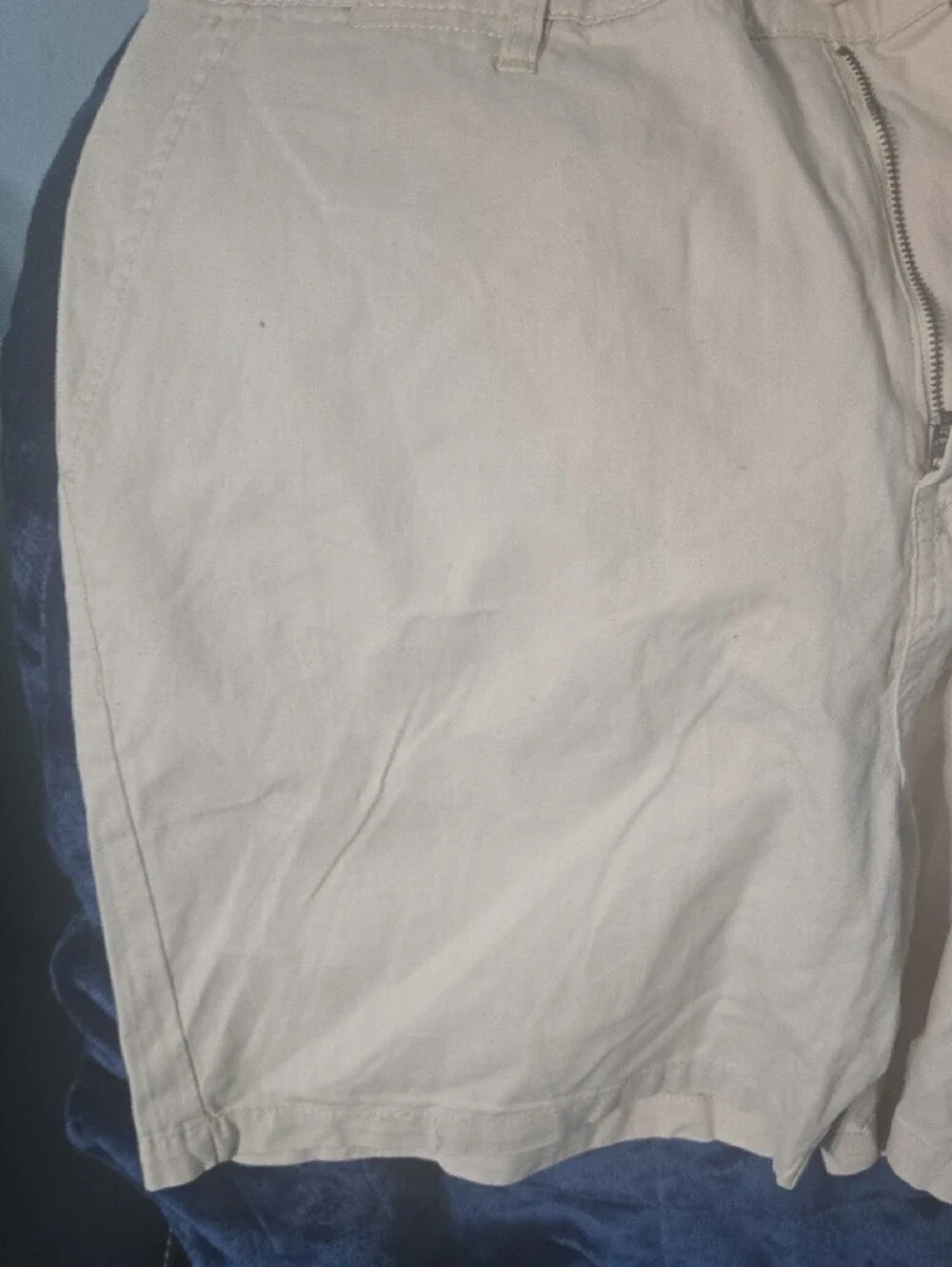 Men's Flat Front Cotton Shorts in Off-White